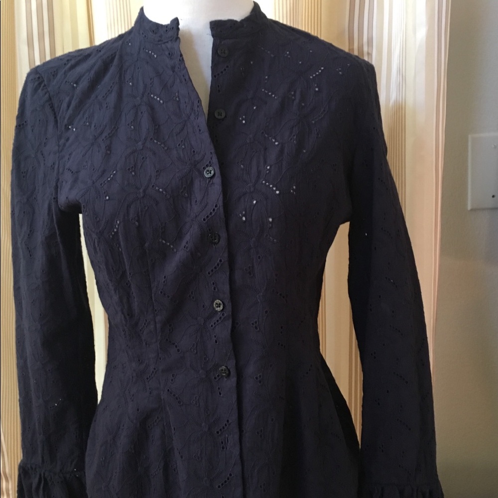 Ralph Lauren eyelit blouse-size 4. Navy Blue.